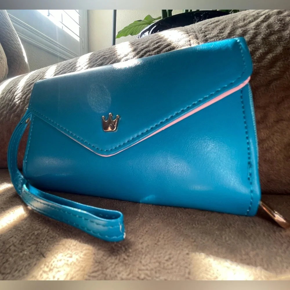 Wristlet Wallet Teal Blue with Cute Gold Crown - Picture 1 of 13
